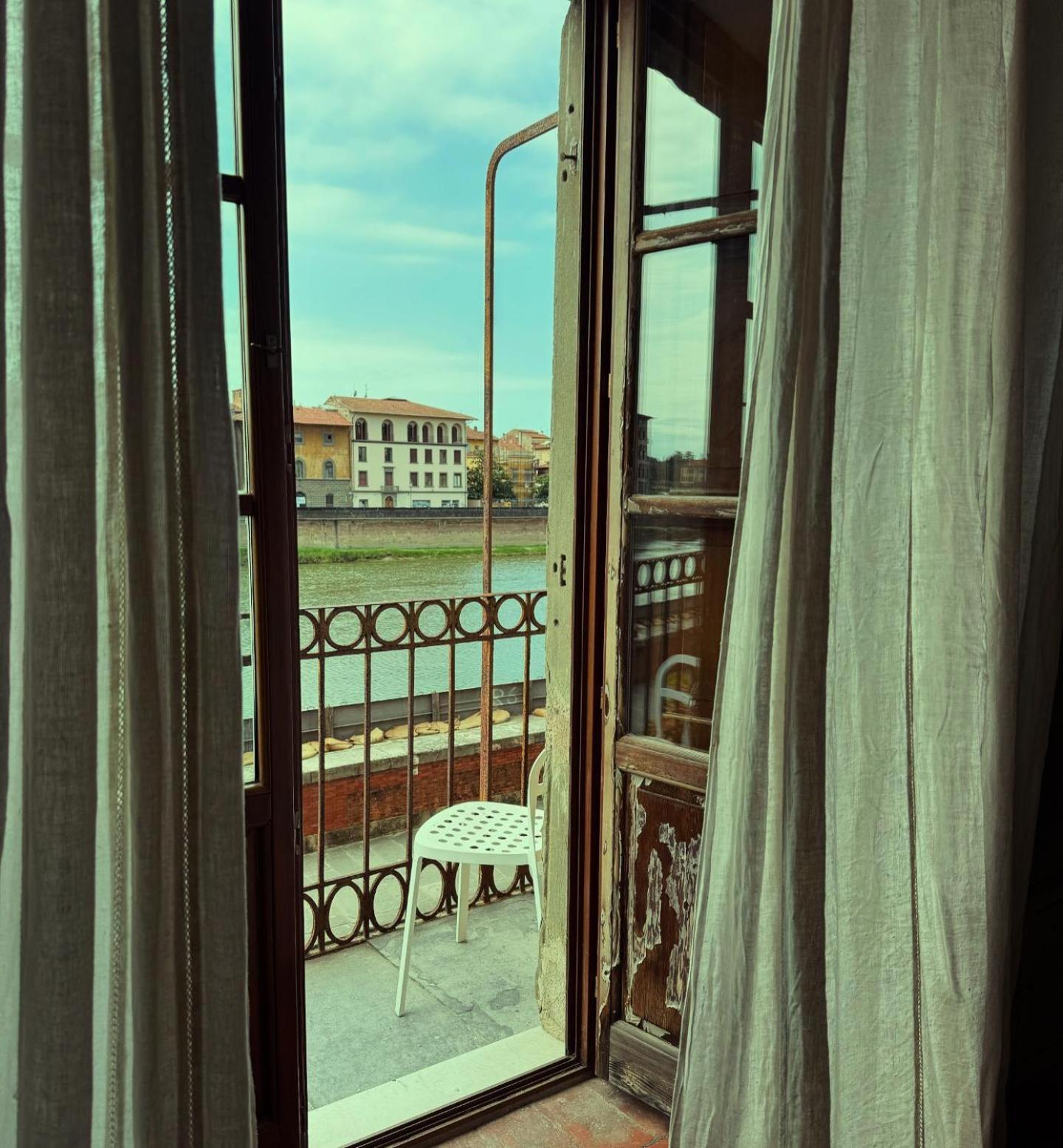 B&B Mediceo 16 Pisa Bagian luar foto