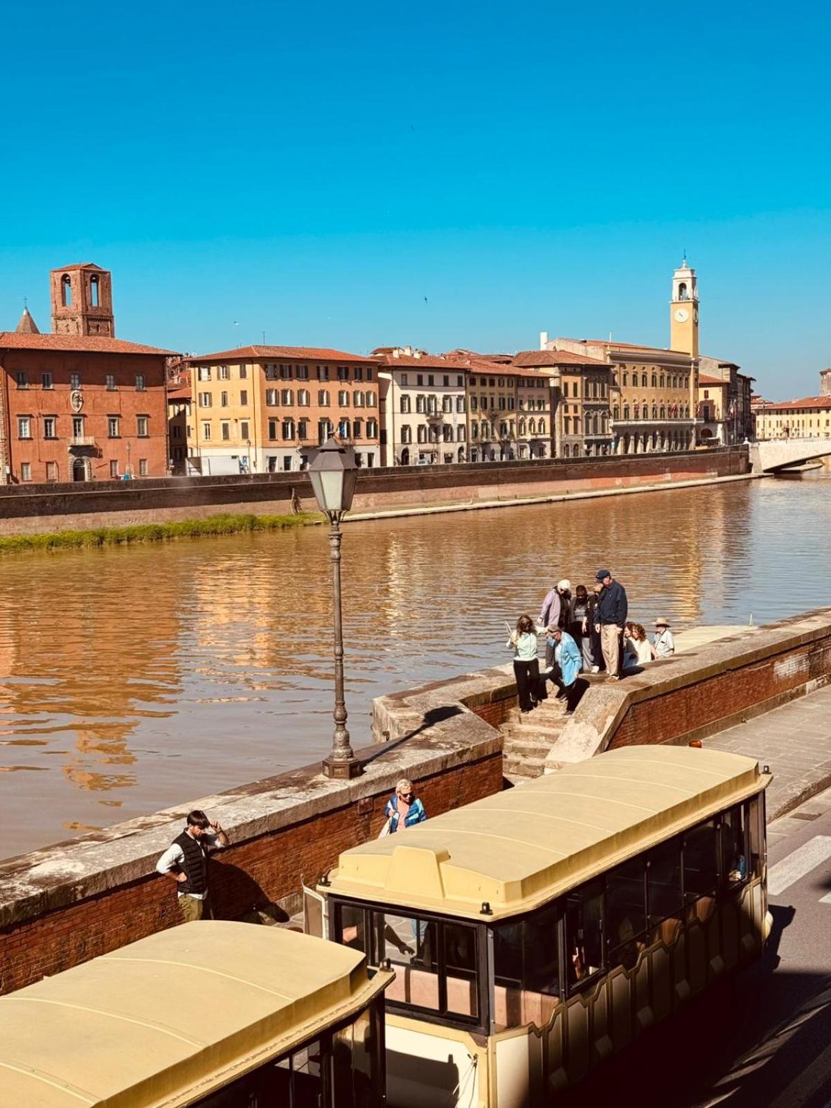 B&B Mediceo 16 Pisa Bagian luar foto